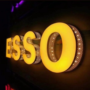 Acrylic 3D letters
